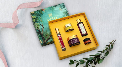 Who Loves Clean Beauty 