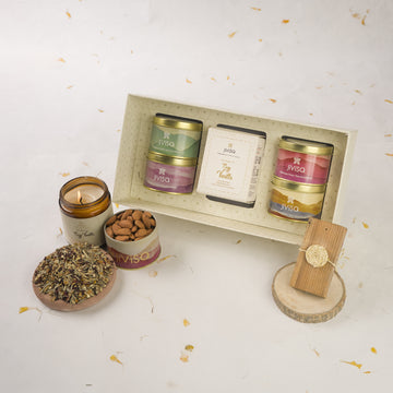 JiViSa Luxury Himalayan Tea, Big Gourmet & Glass Candle Gift Box (With Handmade Rakhi)